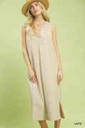 Chevron Stripe Sleeveless Midi Dress in Latte