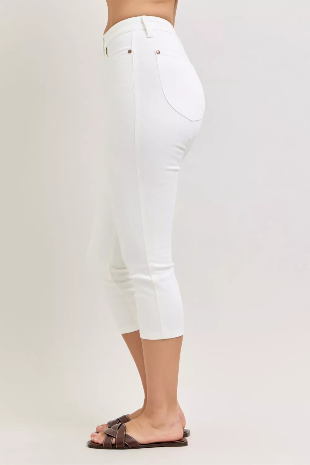 High waist capri pants in white