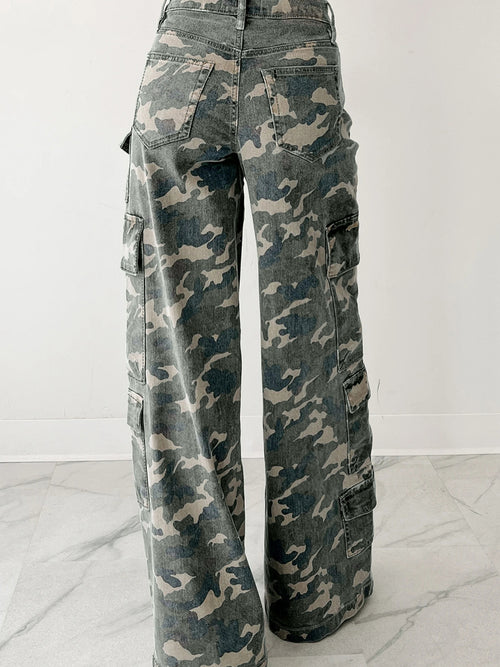 Green camouflage print wide leg cargo jeans