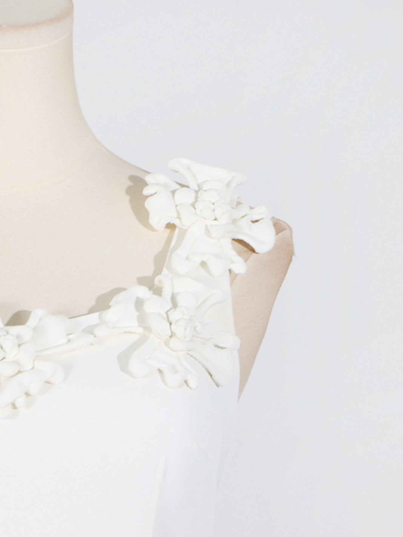 White floral embellished sleeveless midi dress with scoop neckline - Lilagrey