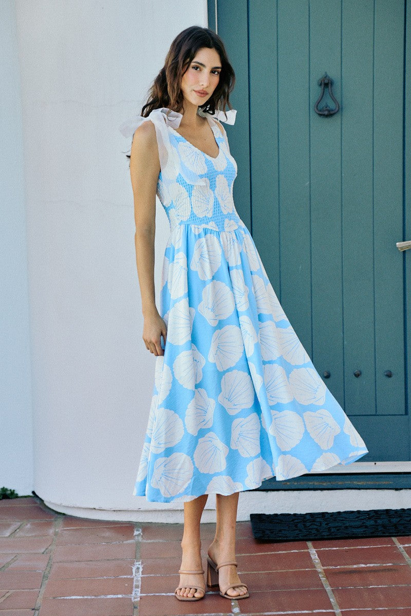 Blue shell print smocked midi dress - front view