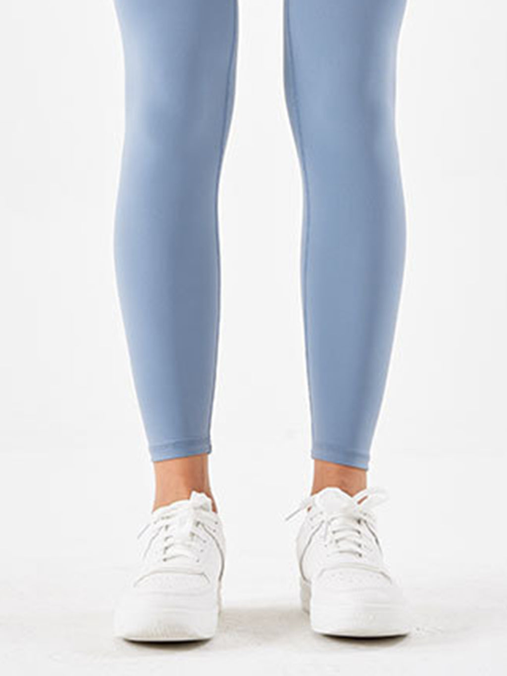 high-waisted sports leggings with wide waistband